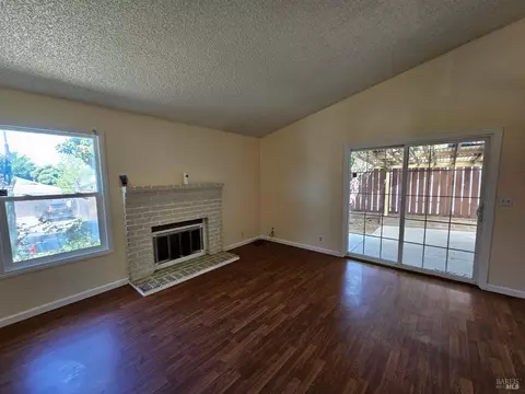 194 Copper Way, Vallejo, CA 94589 photo 3