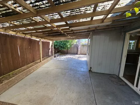 194 Copper Way, Vallejo, CA 94589 photo 7