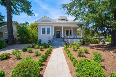 1543 Kearney St, Saint Helena, CA 94574