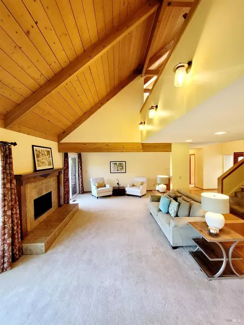 6481 Timber Springs Dr, Santa Rosa, CA 95409