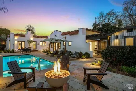 741 2nd St E, Sonoma, CA 95476 photo 3