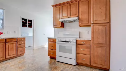 101 Edith St, Petaluma, CA 94952 photo 10