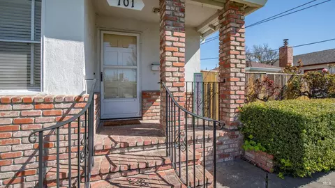 101 Edith St, Petaluma, CA 94952 photo 5