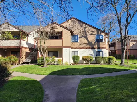 8201 Camino Colegio St #112, Rohnert Park, CA 94928