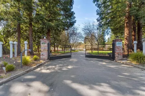 355 W Thomson Ave, Sonoma, CA 95476