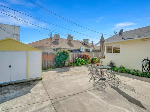 107 Oakmore Ct, Vallejo, CA 94591 photo 22