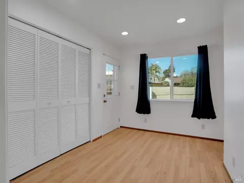107 Oakmore Ct, Vallejo, CA 94591 photo 19