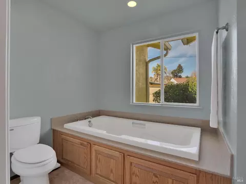 107 Oakmore Ct, Vallejo, CA 94591 photo 15