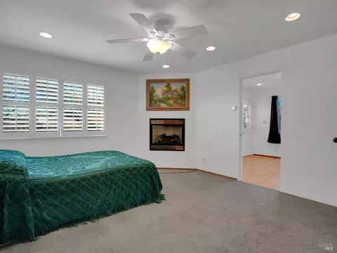 107 Oakmore Ct, Vallejo, CA 94591 photo 18