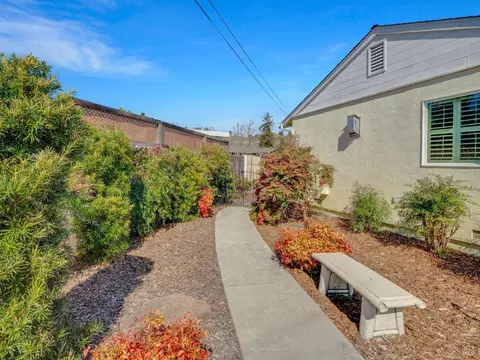 107 Oakmore Ct, Vallejo, CA 94591 photo 25