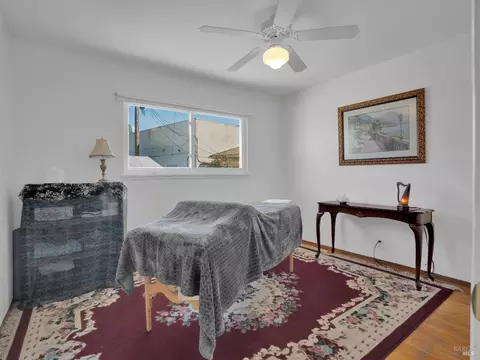 107 Oakmore Ct, Vallejo, CA 94591 photo 12