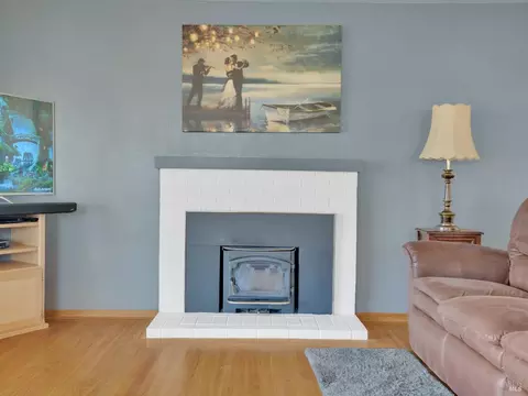 107 Oakmore Ct, Vallejo, CA 94591 photo 8