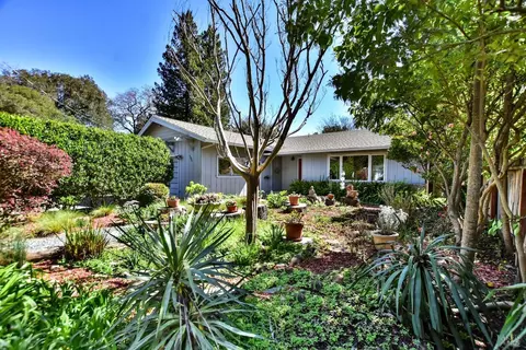 386 Oak St, Sonoma, CA 95476 photo 3