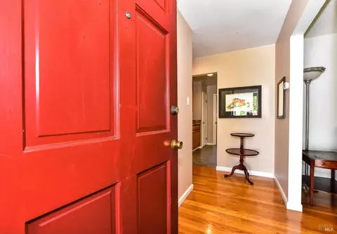 386 Oak St, Sonoma, CA 95476 photo 4