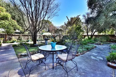 386 Oak St, Sonoma, CA 95476 photo 22