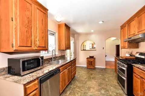 386 Oak St, Sonoma, CA 95476 photo 10