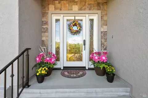 Entry Way - 2048 Pinecrest Ct, Vacaville, CA 95688 photo 1 of 3