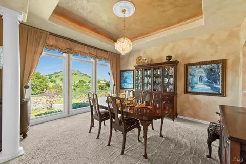Dining - 2048 Pinecrest Ct, Vacaville, CA 95688 photo 1 of 4