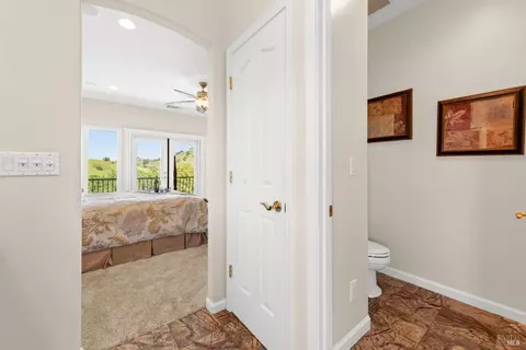 Bath - 2048 Pinecrest Ct, Vacaville, CA 95688 photo 6 of 10
