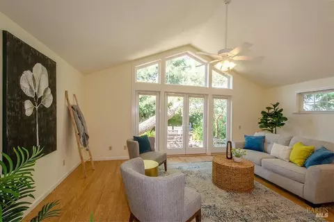 75 Temelec Cir, Sonoma, CA 95476