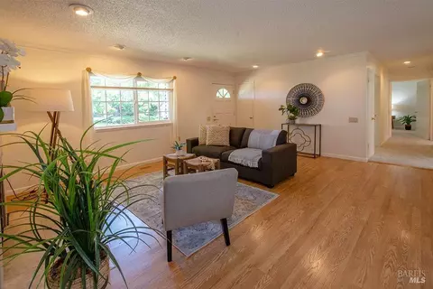 75 Temelec Cir, Sonoma, CA 95476 photo 5