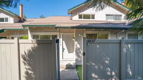 6637 Meadow Pines Ave, Rohnert Park, CA 94928