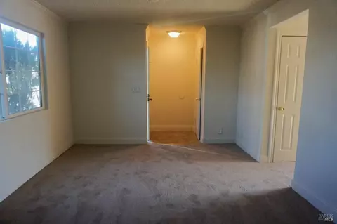 2459 Baltic Dr, Fairfield, CA 94533 photo 8
