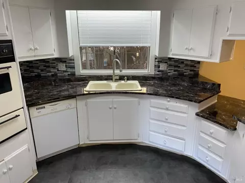2412 Foothill Blvd #144, Calistoga, CA 94515