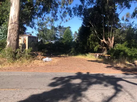 235 Overlook Dr, Bolinas, CA 94924