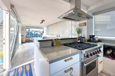 35 S Forty Dock, Sausalito, CA 94965 photo 4