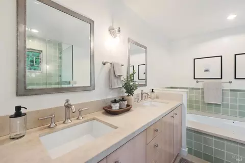 Bath - 304 Madrone Ave, Larkspur, CA 94939 photo 1 of 6
