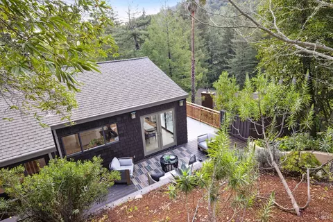 Exterior - 304 Madrone Ave, Larkspur, CA 94939 photo 17 of 28