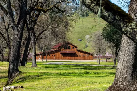 7751 S Highway 101 Hwy, Ukiah, CA 95482