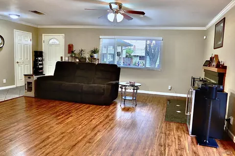 Living - 1230 Cunningham Dr, Dixon, CA 95620 photo 2 of 2