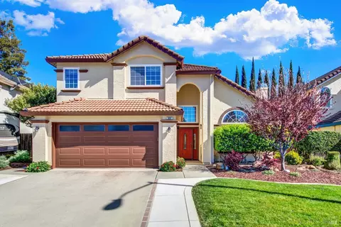 931 Cedar Brook Ln, Vacaville, CA 95687