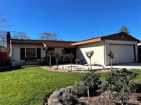 Exterior - 115 Muirwood Pl, Vallejo, CA 94591 photo 2 of 7