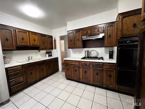 Kitchen - 115 Muirwood Pl, Vallejo, CA 94591 photo 1 of 3