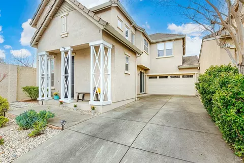 641 Granite Ln, Fairfield, CA 94534 photo 2