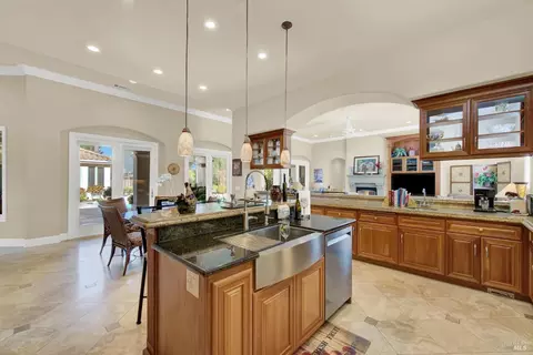 Kitchen - 500 Spring Ln, Vacaville, CA 95688 photo 5 of 7