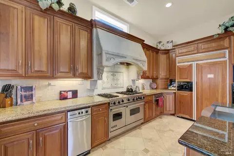 Kitchen - 500 Spring Ln, Vacaville, CA 95688 photo 2 of 7