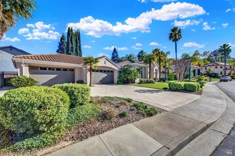 Exterior - 500 Spring Ln, Vacaville, CA 95688 photo 2 of 34