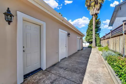 Exterior - 500 Spring Ln, Vacaville, CA 95688 photo 27 of 34