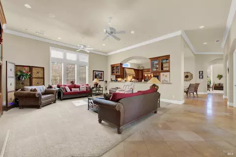 Living - 500 Spring Ln, Vacaville, CA 95688 photo 3 of 9