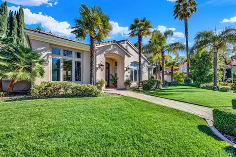 Exterior - 500 Spring Ln, Vacaville, CA 95688 photo 11 of 34