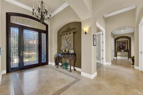 Entry Way - 500 Spring Ln, Vacaville, CA 95688 photo 4 of 5