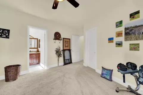 Living - 500 Spring Ln, Vacaville, CA 95688 photo 8 of 9