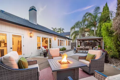 1 Wesley Ct, Napa, CA 94558 photo 3