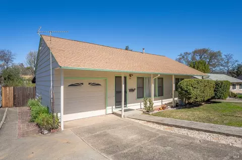 795 Mendocino Dr, Ukiah, CA 95482