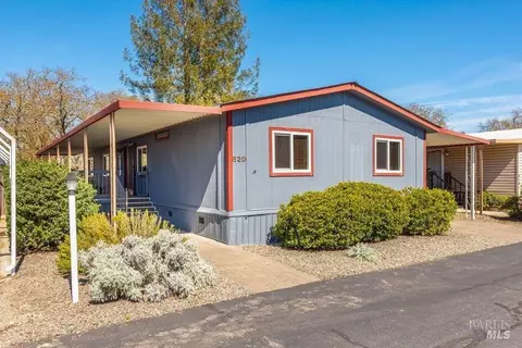 820 Joshua Dr, Windsor, CA 95492 photo 2