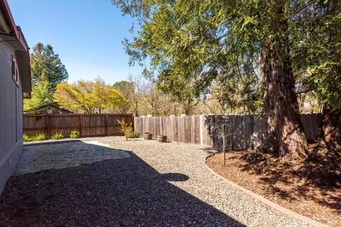 820 Joshua Dr, Windsor, CA 95492 photo 24